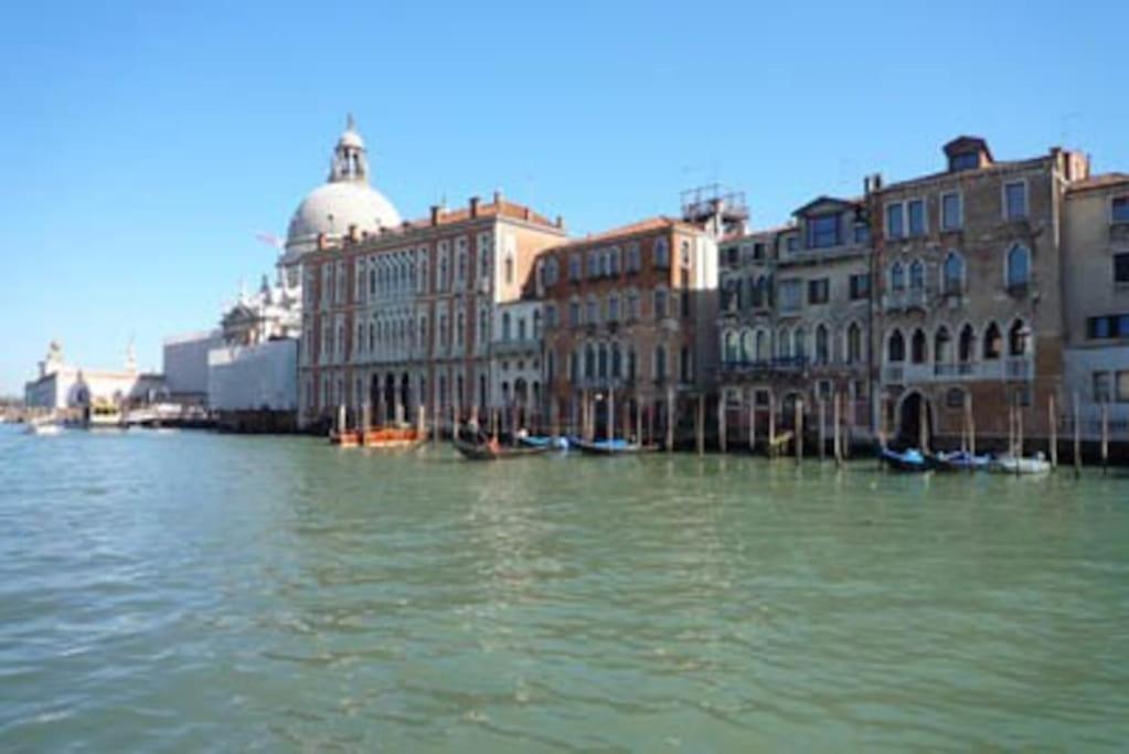 San Marco Charming Apartment With Canal View Wenecja Zewnętrze zdjęcie